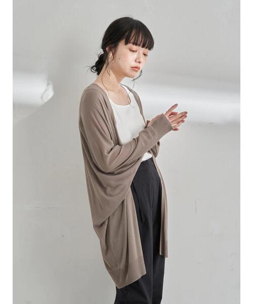 earth music&ecology（アースミュージックアンドエコロジー）の「ドルマンシアーニットカーディガン ＊（カーディガン/ボレロ・レディース・オフホワイト/ミント/ブラック/グレイッシュベージュ・FREE）」の21枚目の写真