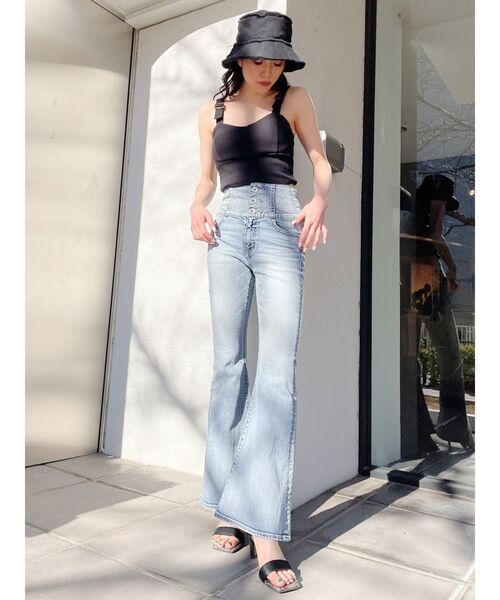 GYDA（ジェイダ）の「【SETUP着用可】デザインバックルリブビスチェ（キャミソール・レディース・ブラック/ベージュ/アイボリー・FREE）」の4枚目の写真