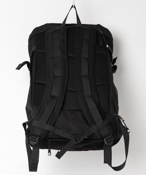 GERRY（ジェリー）の「【GERRY】FUSEレインカバー付きBOXリュック R1194 YMY（バックパック/リュック・メンズ・ブラック×ブラック/ブラック×シルバー・FREE）」の3枚目の写真