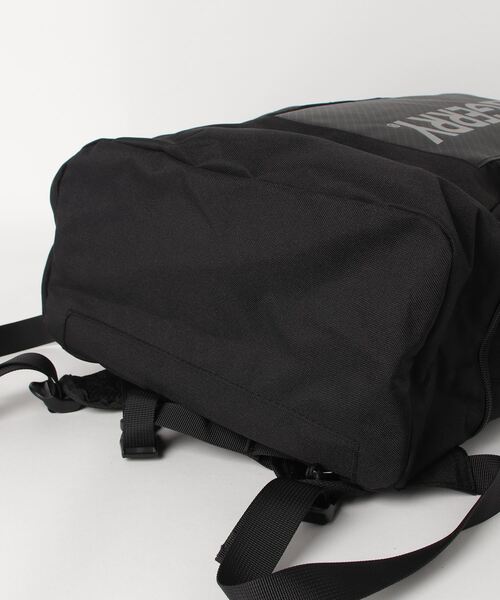 GERRY（ジェリー）の「【GERRY】FUSEレインカバー付きBOXリュック R1194 YMY（バックパック/リュック・メンズ・ブラック×ブラック/ブラック×シルバー・FREE）」の4枚目の写真