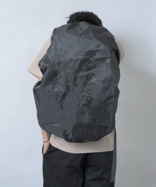 GERRY（ジェリー）の「【GERRY】FUSEレインカバー付きBOXリュック R1194 YMY（バックパック/リュック・メンズ・ブラック×ブラック/ブラック×シルバー・FREE）」の13枚目の写真