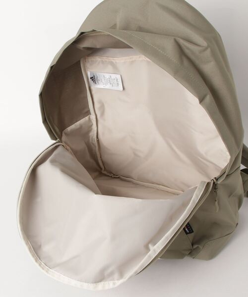 adidas（アディダス）の「フューチャー アイコン バックパック [Future Icons Backpack] アディダス（バックパック/リュック・メンズ・カーキ/ブラック×ホワイト・FREE）」の6枚目の写真