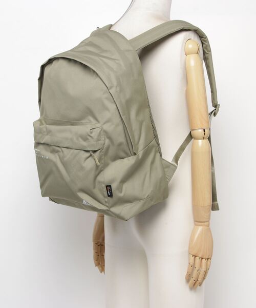 adidas（アディダス）の「フューチャー アイコン バックパック [Future Icons Backpack] アディダス（バックパック/リュック・メンズ・カーキ/ブラック×ホワイト・FREE）」の7枚目の写真