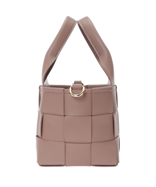 earth music&ecology（アースミュージックアンドエコロジー）の「編み込みスクエアショルダーバッグ ＊（ショルダーバッグ・レディース・ブラック/ピンク/ブラウン/ベージュ・FREE）」の14枚目の写真