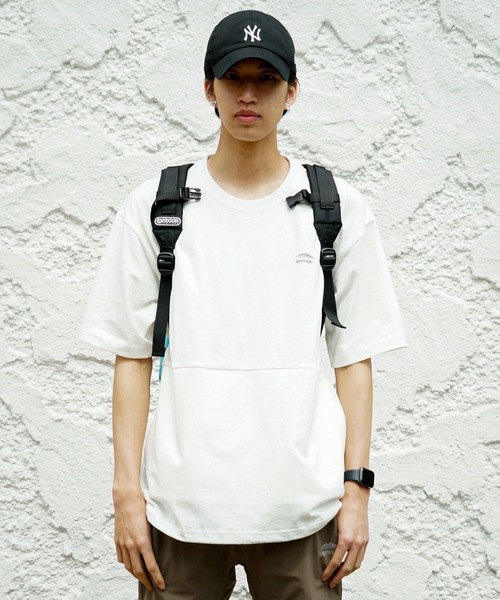 OUTDOOR PRODUCTS（アウトドアプロダクツ）の「452V SMALL  ナイロンデイパック 11.8L　コーデュラナイロン仕様（バックパック/リュック・メンズ・グリーン/ピンク/エメラルド/オレンジ/サックスブルー/ブラック/ワイン/レッド/ネイビー/ベージュ/パープル/ライトグレー・FREE）」の21枚目の写真