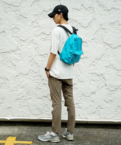 OUTDOOR PRODUCTS（アウトドアプロダクツ）の「452V SMALL  ナイロンデイパック 11.8L　コーデュラナイロン仕様（バックパック/リュック・メンズ・グリーン/ピンク/エメラルド/オレンジ/サックスブルー/ブラック/ワイン/レッド/ネイビー/ベージュ/パープル/ライトグレー・FREE）」の16枚目の写真