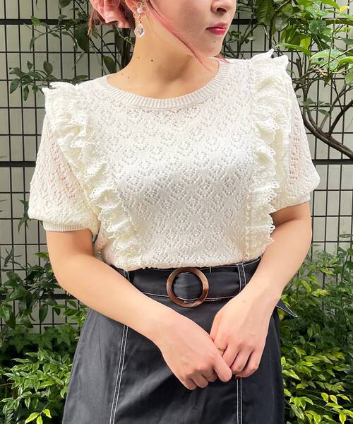 MAJESTIC LEGON（マジェスティックレゴン）の「レースフリルスカシ柄ニット（ニット/セーター・レディース・ブラック/グリーン/アイボリー・MEDIUM）」の21枚目の写真
