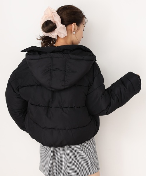 one after another NICE CLAUP(ワンアフターアナザーナイスクラップ)の「コスパ最強軽くて暖かい エコダウンジャケット(ダウンジャケット/コート・レディース・ブラック/アイボリー/グレー系その他/ライトベージュ・FREE)」の16枚目の写真