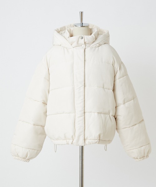 one after another NICE CLAUP(ワンアフターアナザーナイスクラップ)の「コスパ最強軽くて暖かい エコダウンジャケット(ダウンジャケット/コート・レディース・ブラック/アイボリー/グレー系その他/ライトベージュ・FREE)」の9枚目の写真