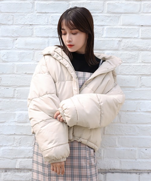 one after another NICE CLAUP(ワンアフターアナザーナイスクラップ)の「コスパ最強軽くて暖かい エコダウンジャケット(ダウンジャケット/コート・レディース・ブラック/アイボリー/グレー系その他/ライトベージュ・FREE)」の19枚目の写真