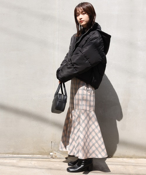 one after another NICE CLAUP(ワンアフターアナザーナイスクラップ)の「コスパ最強軽くて暖かい エコダウンジャケット(ダウンジャケット/コート・レディース・ブラック/アイボリー/グレー系その他/ライトベージュ・FREE)」の8枚目の写真