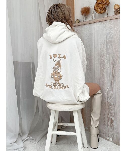 GYDA(ジェイダ)の「【WEB限定】IL LA BUNNY BIGパーカー(パーカー・レディース・チャコールグレー/オフホワイト/ピンク・FREE)」の18枚目の写真