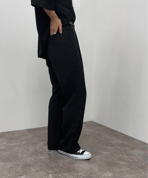 apres jour mignon（アプレジュールミニョン）の「ストレートパンツ【SETUP可能】【ZOZOTOWN限定アイテム】（その他パンツ・レディース・カーキ/ブラック/ベージュ・X-LARGE/SMALL/MEDIUM）」の6枚目の写真