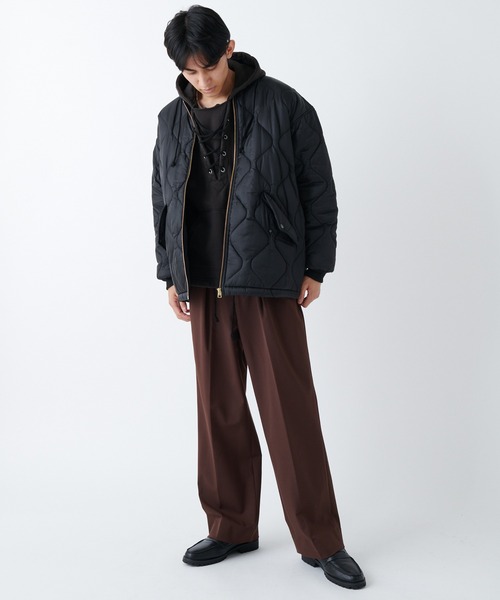 HINSON（ヒンソン）の「【HINSON/ヒンソン】別注ヘチマキルトノーカラージップブルゾン（ミリタリージャケット・メンズ・ブラック/グリーン・MEDIUM/LARGE）」の17枚目の写真
