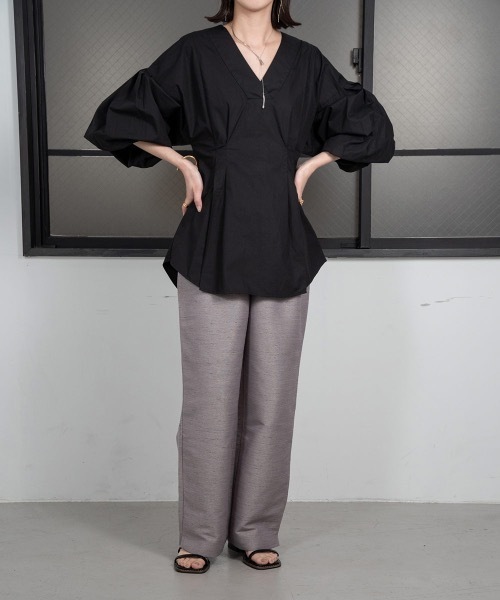 lawgy(ラウジー)の「volume waist tuck blouse(シャツ/ブラウス・レディース・ホワイト/ブラック/ブラウン・FREE)」の3枚目の写真