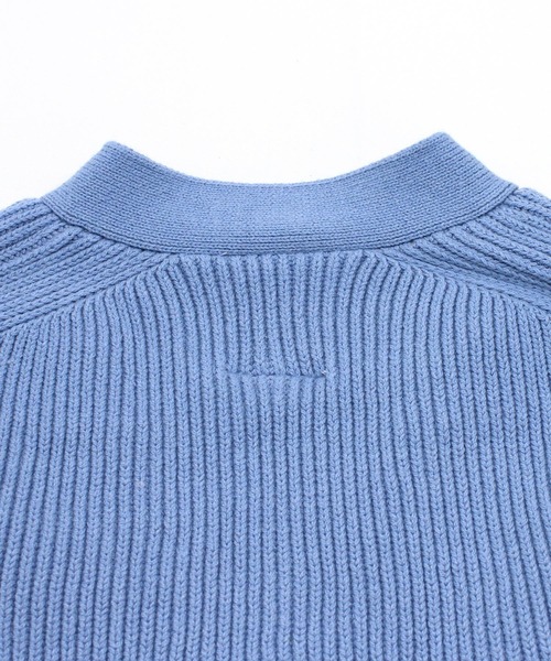 RNA-N（アールエヌエーエヌ）の「K2550 コットン畦ミリタリーカーディガン（カーディガン/ボレロ・レディース・カーキブラウン/サックスブルー/オフホワイト・MEDIUM）」の16枚目の写真