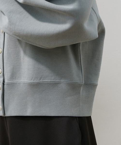 ADAM ET ROPE'(アダムエロペ)の「【アウトレット店舗・WEB限定】2WAY裏毛カーディガン(カーディガン/ボレロ・レディース・ホワイト/ベージュ系その他/ブルー/ブラック・FREE)」の13枚目の写真