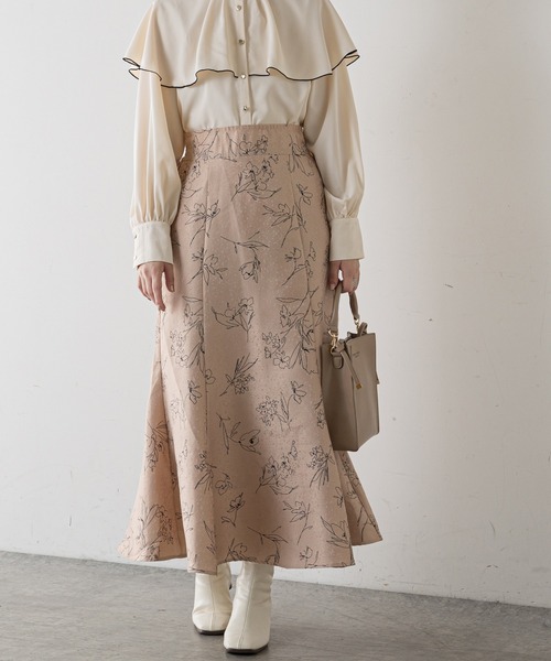 natural couture(ナチュラルクチュール)の「長さ変えられるふくれジャガード線画スカート(スカート・レディース・ブラック/ベージュ/グリーン/アイボリー・FREE)」の4枚目の写真