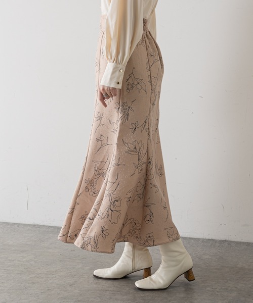 natural couture(ナチュラルクチュール)の「長さ変えられるふくれジャガード線画スカート(スカート・レディース・ブラック/ベージュ/グリーン/アイボリー・FREE)」の19枚目の写真