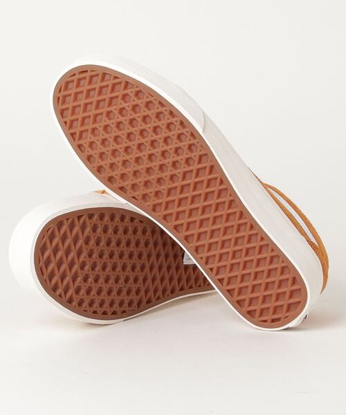 VANS（バンズ）の「VANS　オールドスクール VN0A38G19FZ（スニーカー・レディース・ダークオレンジ・28/26/24/26.5/27/25/25.5/23/27.5/24.5/23.5）」の2枚目の写真