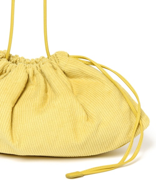 LEPSIM（レプシィム）の「ワイド巾着ショルダーバッグ　255491（ショルダーバッグ・レディース・ベージュ/イエロー/ブラック・ONE SIZE）」の19枚目の写真