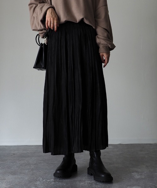 Riberry（リベリー）の「オーロラツイルプリーツスカート（スカート・レディース・ブラック/ベージュ・MEDIUM）」の5枚目の写真