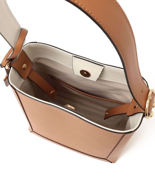 Carol J.（キャロルジェイ）の「GIANNI NOTARO CAROL J:ワンハンドルトートバッグ◆（トートバッグ・レディース・ブラック/ブラウン・ONE SIZE）」の14枚目の写真