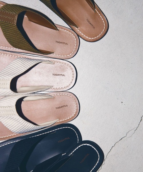 TODAYFUL(トゥデイフル)の「TODAYFUL(トゥデイフル) "Flat Tong Sandals"フラットトングサンダル/12211008(サンダル・レディース・ブラック/キャメル/キナリ・38/36/37)」の15枚目の写真