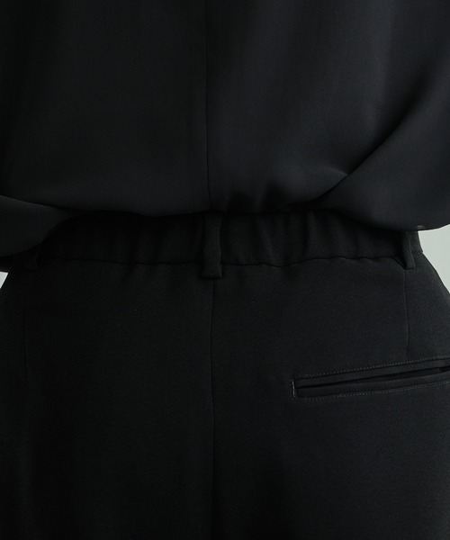 Lui's(ルイス)の「【オリジナルファブリック4×4セットアップシリーズ】 ワイドショーツ(スラックス・メンズ・ブラック/グリーン・SMALL/MEDIUM)」の16枚目の写真