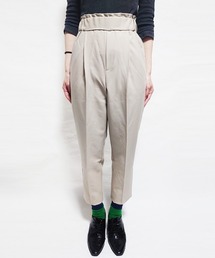 Center press tapered pants