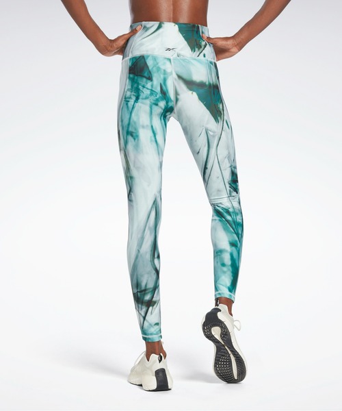 Reebok（リーボック）の「ラックス ボールド ハイウエスト リキッド アビス プリント タイツ / Lux Bold High-Waisted Liquid Abyss Print Tights（レギンス/スパッツ・レディース・スカイブルー/グリーン系その他・SMALL/MEDIUM/LARGE/X-LARGE/X-SMALL）」の9枚目の写真