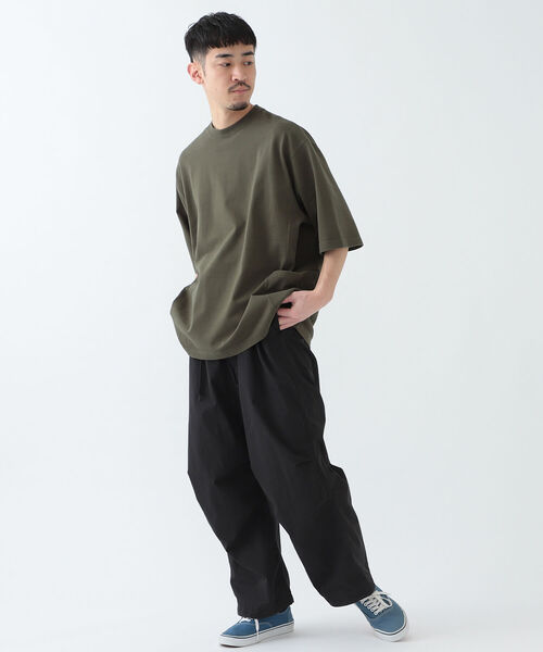 BEAMS（ビームス）の「BEAMS / サイドポケット ビッグ Tシャツ（Tシャツ/カットソー・メンズ・ホワイト/オリーブ・SMALL/MEDIUM/LARGE/X-LARGE）」の12枚目の写真