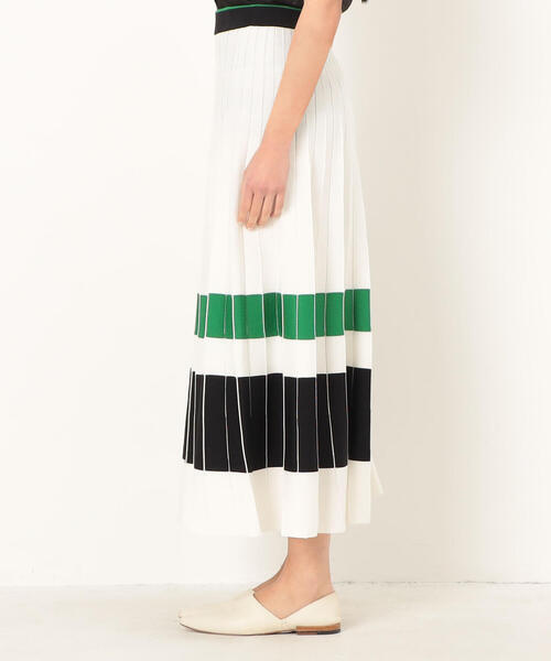TOMORROWLAND （トゥモローランド）の「ボーダープリーツ ミディスカート（スカート・レディース・ホワイト系その他・36/32）」の4枚目の写真