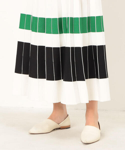 TOMORROWLAND （トゥモローランド）の「ボーダープリーツ ミディスカート（スカート・レディース・ホワイト系その他・36/32）」の9枚目の写真