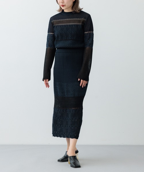 PUBLIC TOKYO（パブリックトウキョウ）の「【セットアップ対応】ブロッキングシアーニット（ニット/セーター・レディース・ネイビー/アイボリー・FREE）」の16枚目の写真