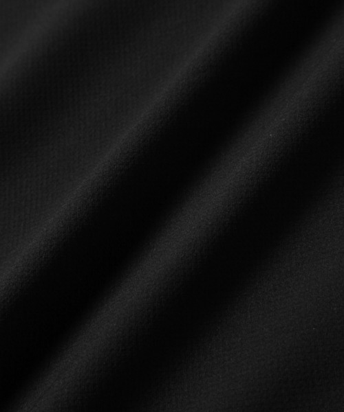 and wander（アンドワンダー）の「and wander/アンドワンダー　hybrid base layer long sleeve shirt ハイブリッドベースレイヤーロングスリーブシャツ 5742164051（Tシャツ/カットソー・メンズ・ブラック/オリーブ・4/5）」の12枚目の写真