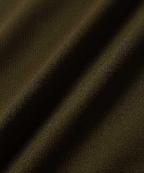 and wander（アンドワンダー）の「and wander/アンドワンダー　hybrid base layer long sleeve shirt ハイブリッドベースレイヤーロングスリーブシャツ 5742164051（Tシャツ/カットソー・メンズ・ブラック/オリーブ・4/5）」の15枚目の写真