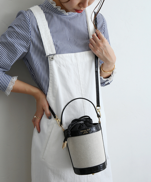 La TOTALITE(ラトータリテ)の「【CHRISTIAN VILLA /クリスチャンヴィラ】コンビ 2WAY BAG◆(ショルダーバッグ・レディース・ブラック/ベージュ/パープル・FREE)」の6枚目の写真