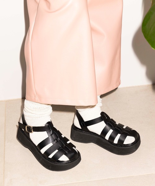 PUNYUS(プニュズ)の「グルカサンダル(サンダル・レディース・ブラック・1/2/3/4)」の16枚目の写真