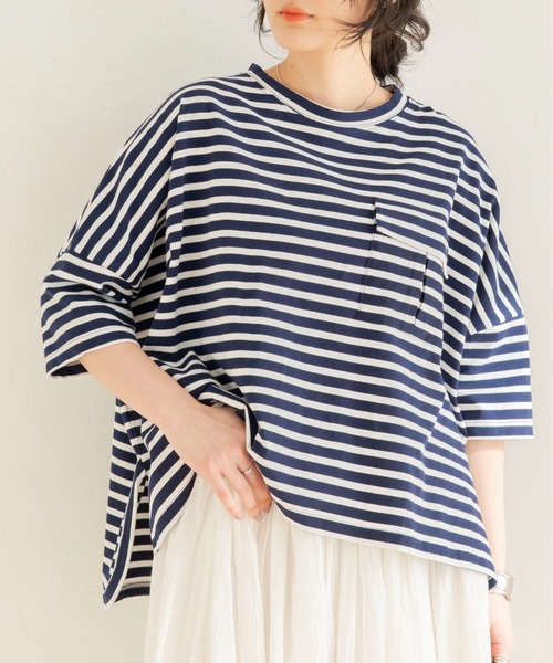 ANGIE(アンジー)の「オーバーサイズTシャツ 無地/ボーダー(Tシャツ/カットソー・レディース・ブラック/ベージュ/オフホワイト/サックスブルー/ライトパープル/ブラック系/ベージュ系/ネイビー系/ブルー系・FREE)」の17枚目の写真