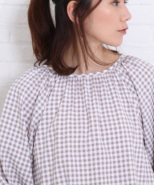 SHOO・LA・RUE(シューラルー)の「◆バックリボンギンガムチェックブラウス(シャツ/ブラウス・レディース・ブラック系1/ベージュ系1/ブルー系1・00)」の7枚目の写真