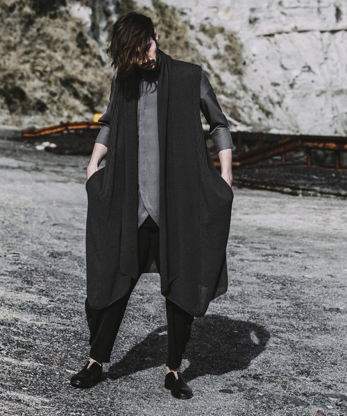 NO ID.（ノーアイディ）の「ノースリーブニットロングガウン（ニット/セーター・メンズ・ブラック/グレー/ベージュ・ONE SIZE）」の20枚目の写真