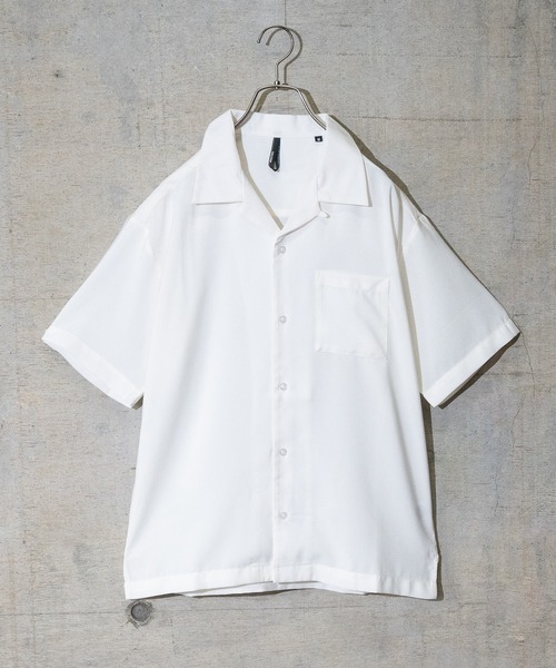 JOHN'S CLOSET（ジョンズクローゼット）の「【i】ポリ無地オープンカラーＳ／Ｓシャツ（シャツ/ブラウス・メンズ・ブラック/グレイッシュベージュ/グリーン/ホワイト/モカ/グレイッシュブルー・LARGE/X-LARGE/MEDIUM）」の2枚目の写真