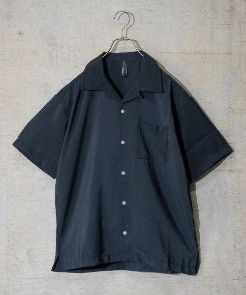 JOHN'S CLOSET（ジョンズクローゼット）の「【i】ポリ無地オープンカラーＳ／Ｓシャツ（シャツ/ブラウス・メンズ・ブラック/グレイッシュベージュ/グリーン/ホワイト/モカ/グレイッシュブルー・LARGE/X-LARGE/MEDIUM）」の3枚目の写真