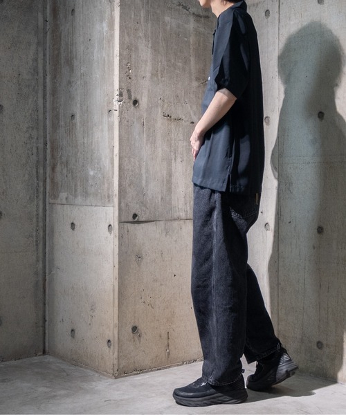 JOHN'S CLOSET（ジョンズクローゼット）の「【i】ポリ無地オープンカラーＳ／Ｓシャツ（シャツ/ブラウス・メンズ・ブラック/グレイッシュベージュ/グリーン/ホワイト/モカ/グレイッシュブルー・LARGE/X-LARGE/MEDIUM）」の17枚目の写真