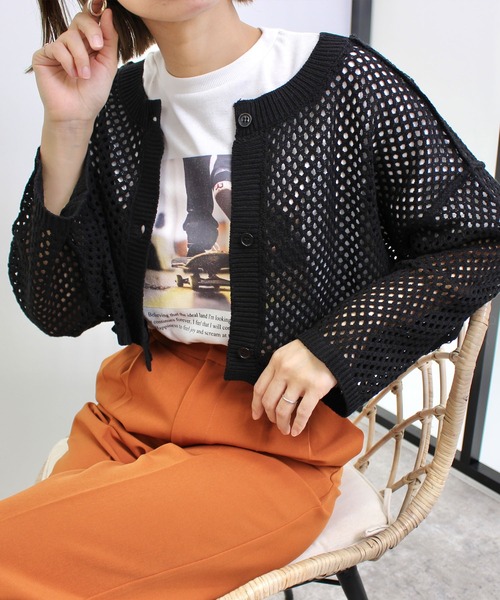 MLI'A(エムリア)の「クロップド丈メッシュ2WAYカーデ(Tシャツ/カットソー・レディース・ブラック/ブラウン/アイボリー/グレー系その他・M)」の3枚目の写真