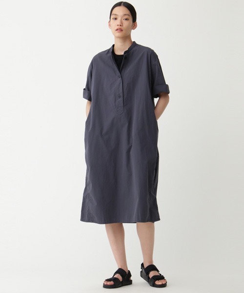 MHL.(エムエイチエル)の「SANDED COTTON LINEN(ワンピース・レディース・チャコール/ライトグレー・1/2)」の9枚目の写真