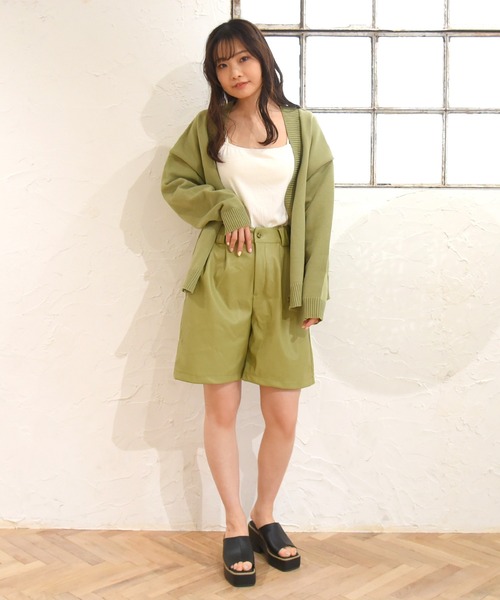 sango(sango)の「フェイクレザータックショートパンツ(その他パンツ・レディース・ブラック/アイボリー/オリーブ・FREE)」の22枚目の写真