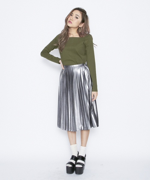 EVRIS（エヴリス）の「スクエアネックロンＴ（Tシャツ/カットソー・レディース・ホワイト/ブラック/カーキ・FREE）」の3枚目の写真