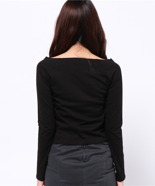 EVRIS（エヴリス）の「スクエアネックロンＴ（Tシャツ/カットソー・レディース・ホワイト/ブラック/カーキ・FREE）」の6枚目の写真